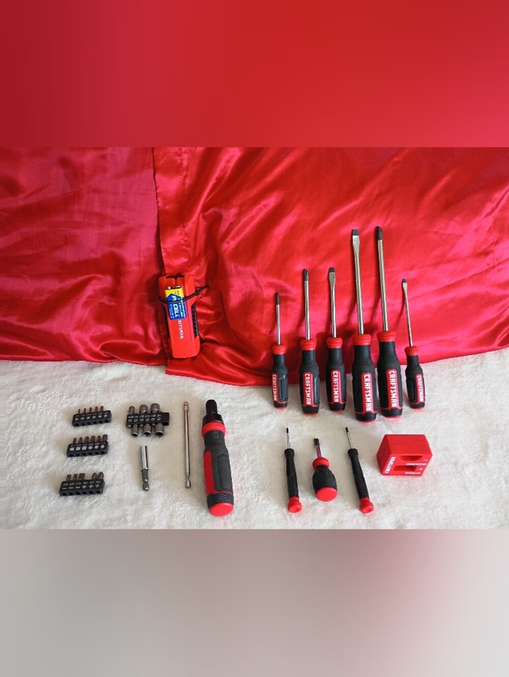 Craft Red and Black Precision Screwdriver and Bit Set